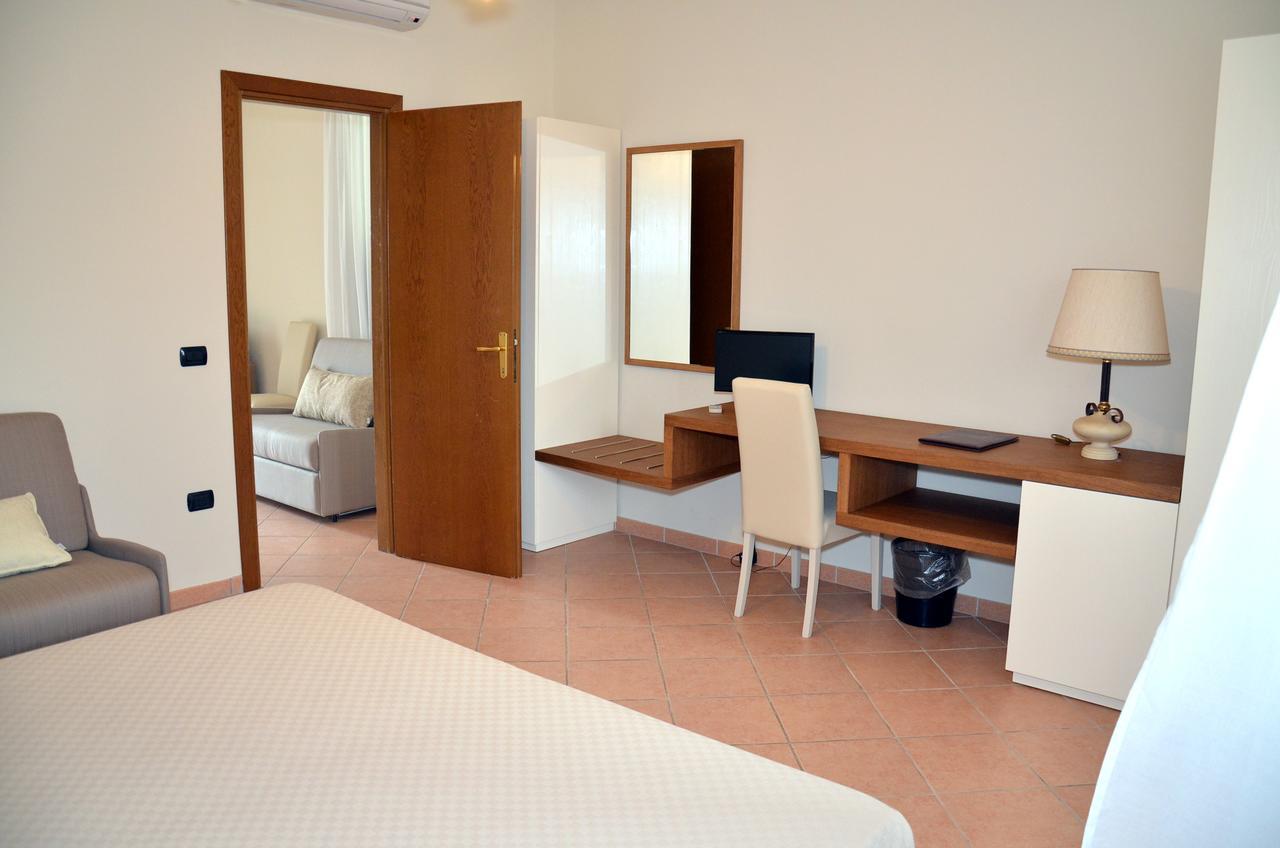 Tenuta Caradonna Lequile ภายนอก รูปภาพ