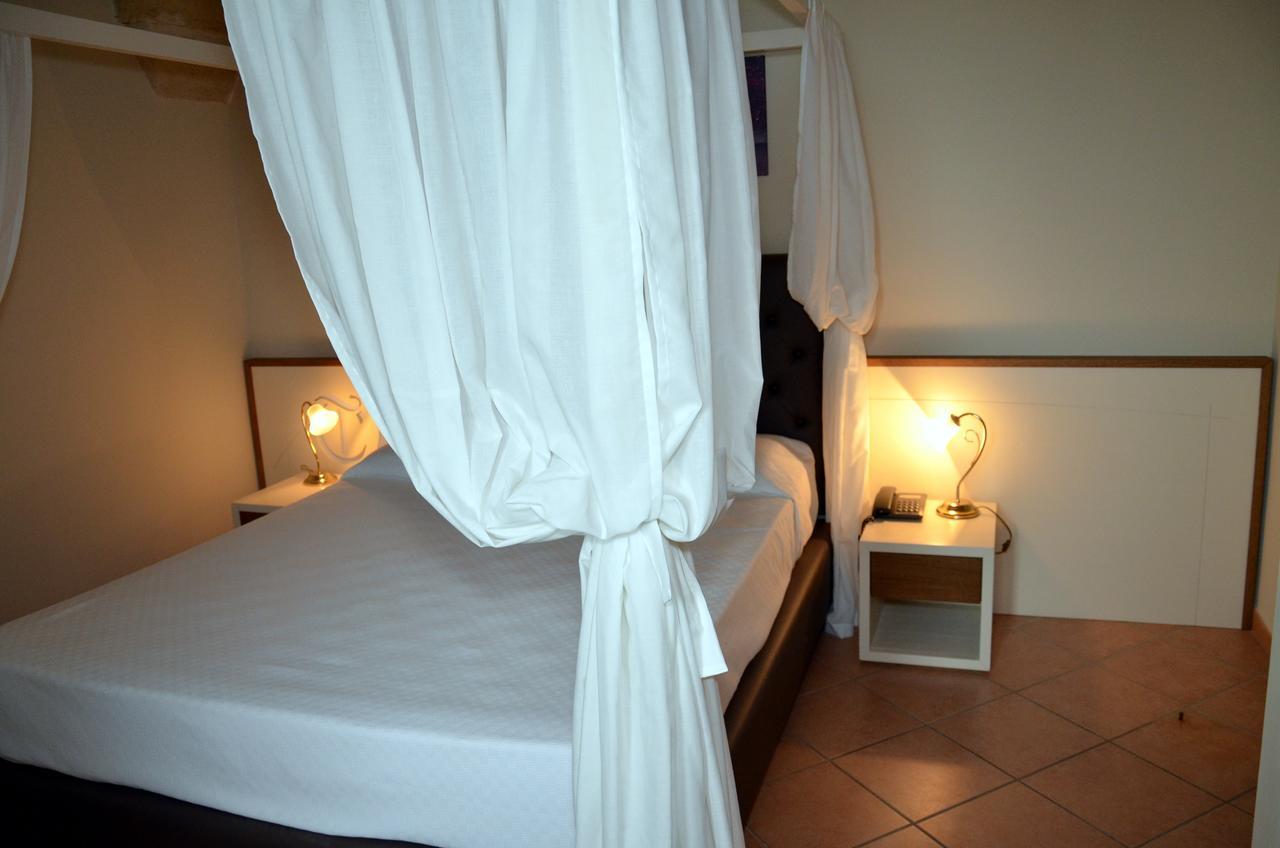 Tenuta Caradonna Lequile ภายนอก รูปภาพ