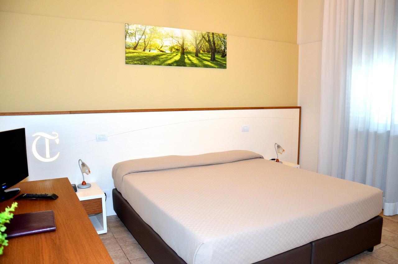 Tenuta Caradonna Lequile ภายนอก รูปภาพ
